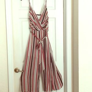 Adorable Capri Jumpsuit size L